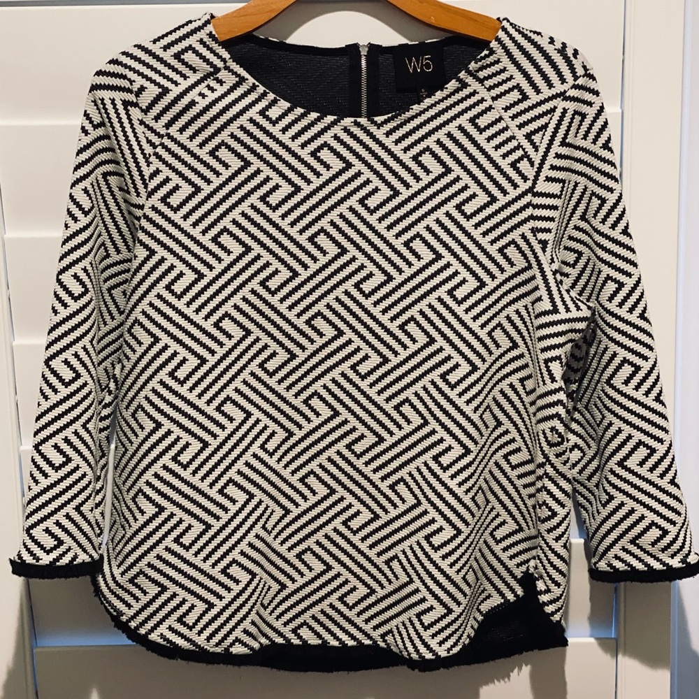 Abstract Black & Cream Fringe Top